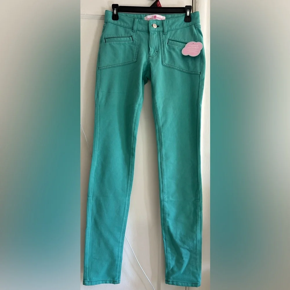 Chic Women's Green Skinny Jeans - Picture 1 of 5